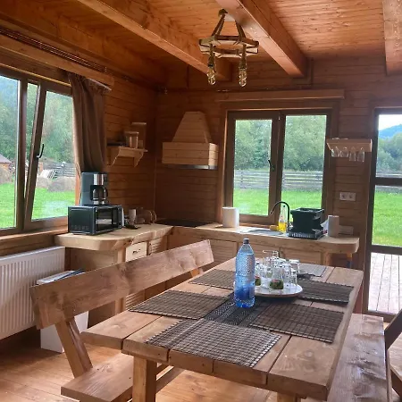 Lodge La *